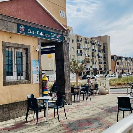 El Papagayo Apartment 2 Mins Walking To The Beach Torrevieja Buitenkant foto