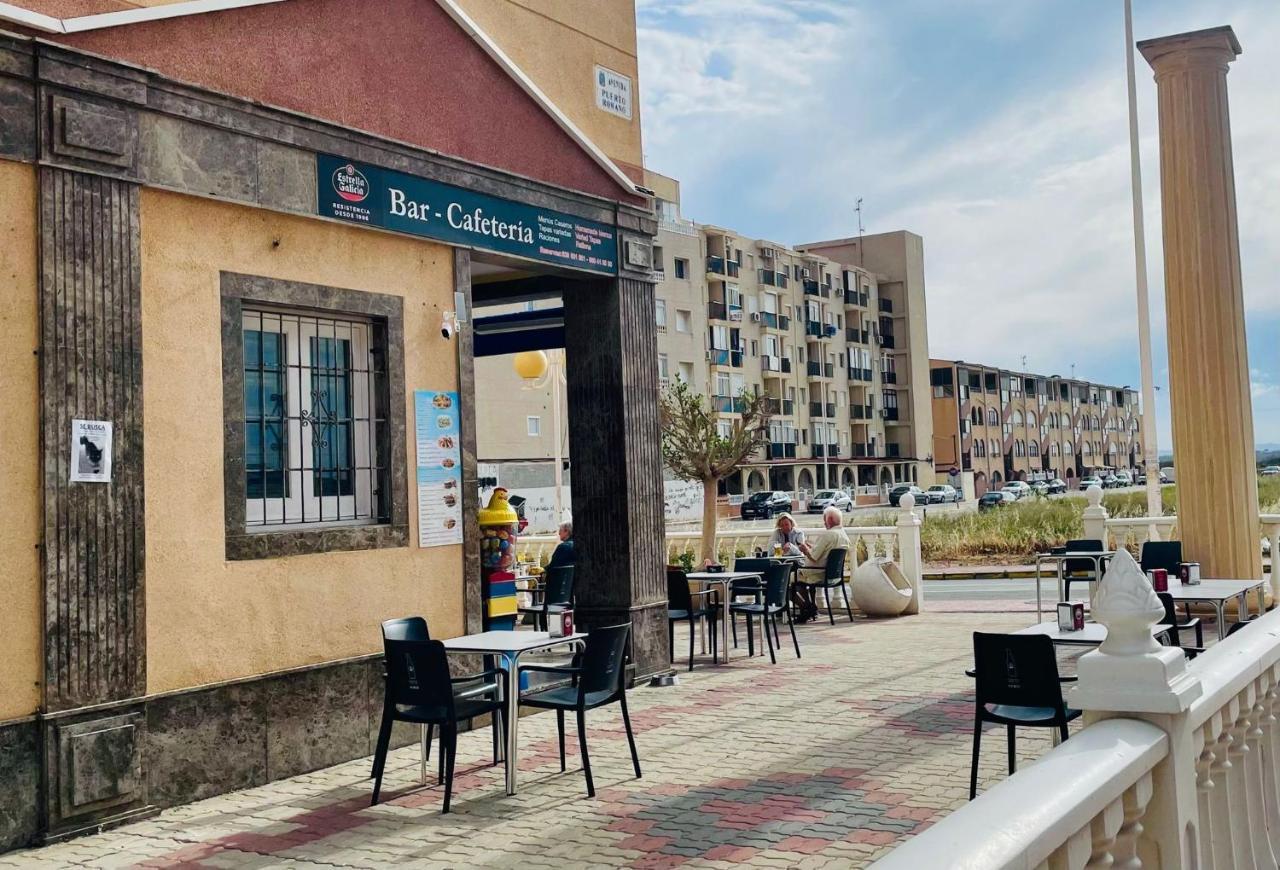 El Papagayo Apartment 2 Mins Walking To The Beach Torrevieja Buitenkant foto