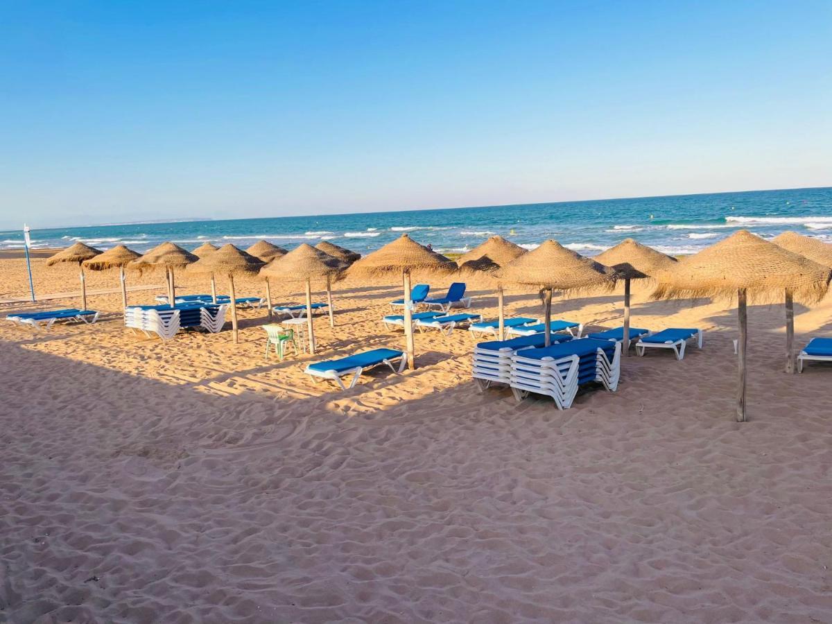 El Papagayo Apartment 2 Mins Walking To The Beach Torrevieja Buitenkant foto