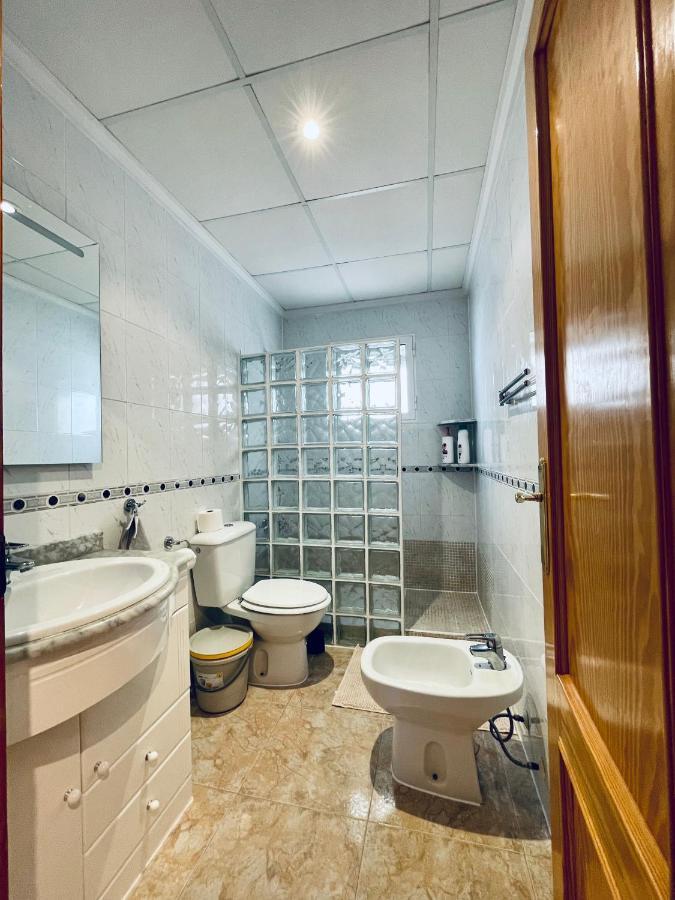 El Papagayo Apartment 2 Mins Walking To The Beach Torrevieja Buitenkant foto